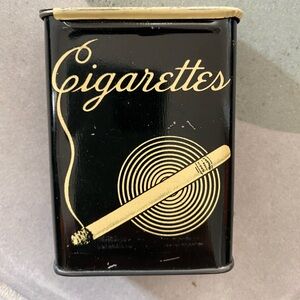 1940’s Deco Vintage Cigarette Tin